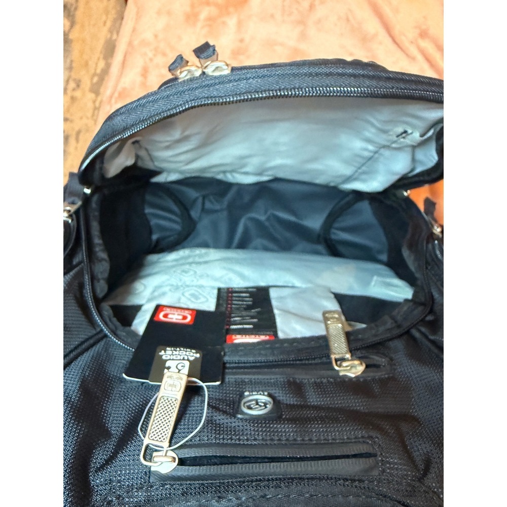 OGIO Metro Black Multi Pocket Backpack Audio‎ Ready Laptop Travel Work Bag - Picture 10 of 16